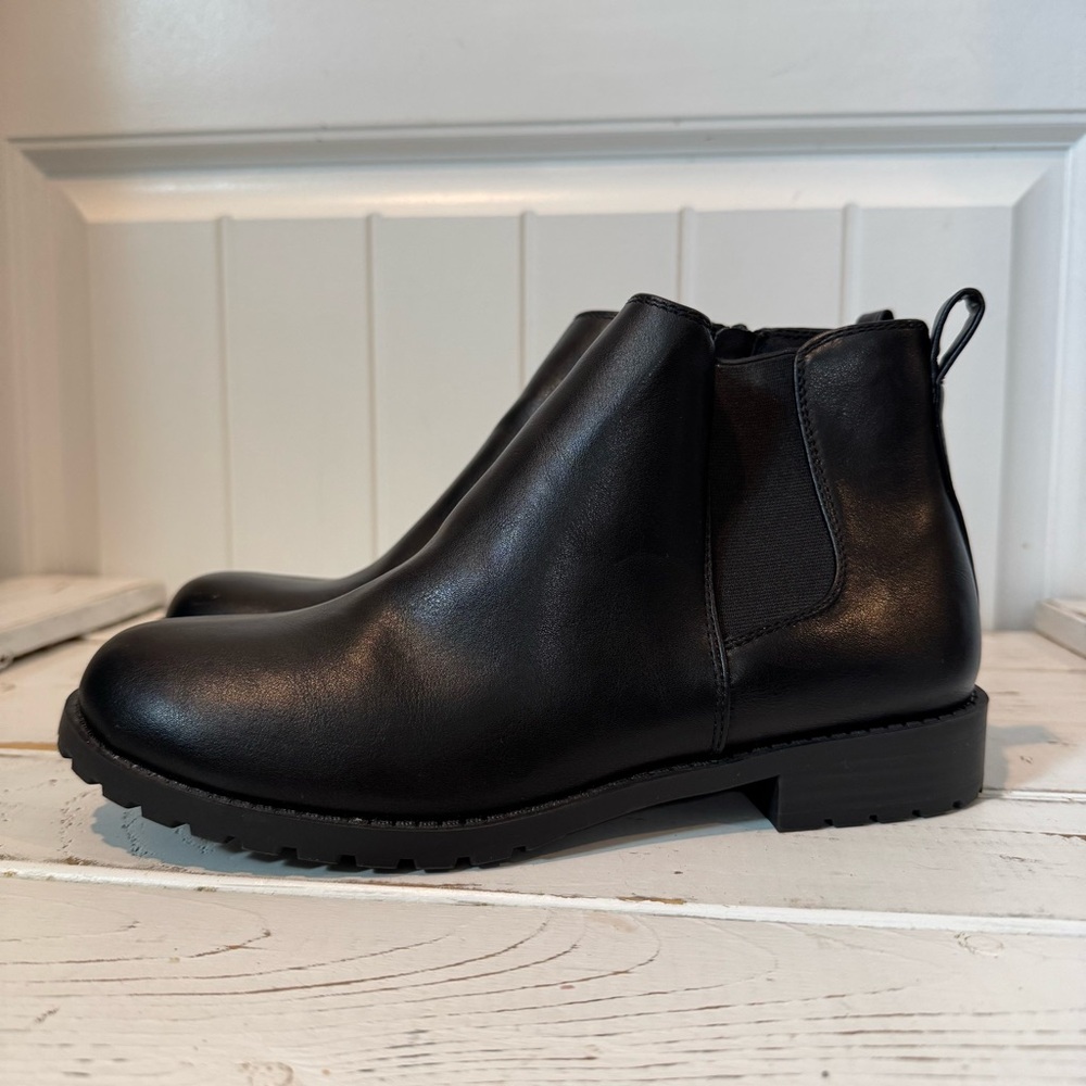Sonoma Black Leather Ankle Boots